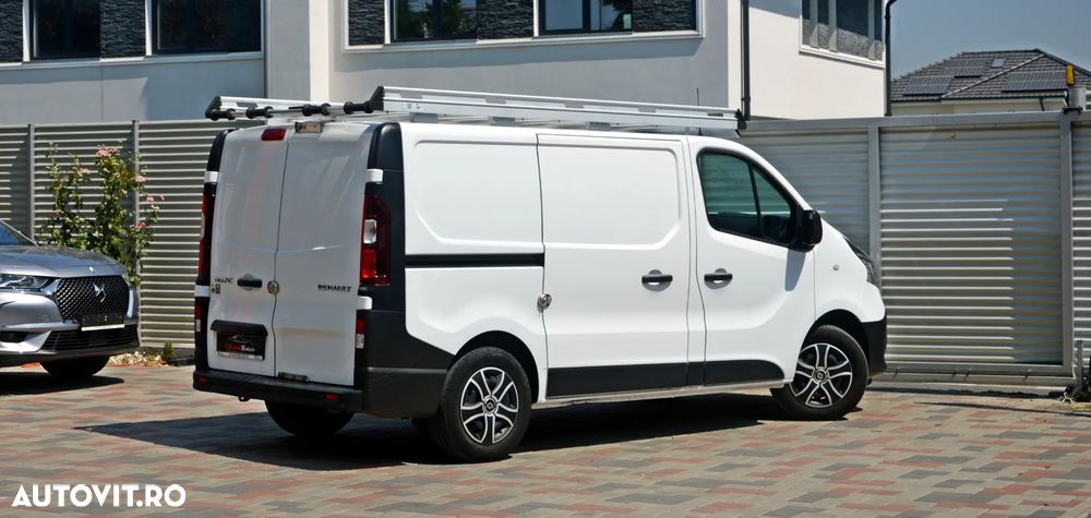 Renault Trafic - 14