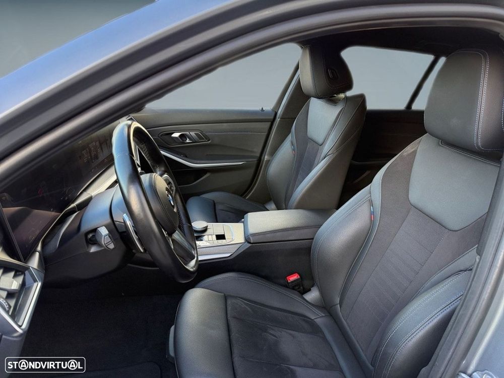 BMW 320 d Pack Desportivo M Auto - 7