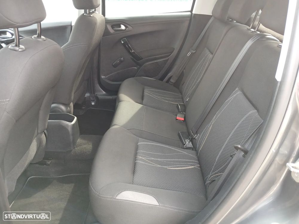 Peugeot 208 1.2 VTi Active - 16