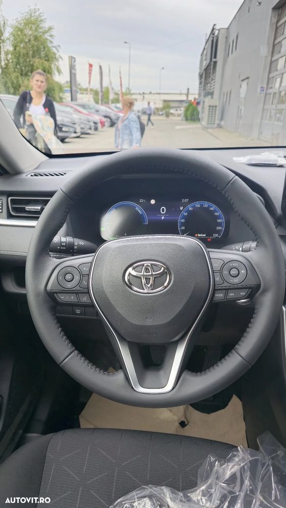 Toyota RAV4 - 19