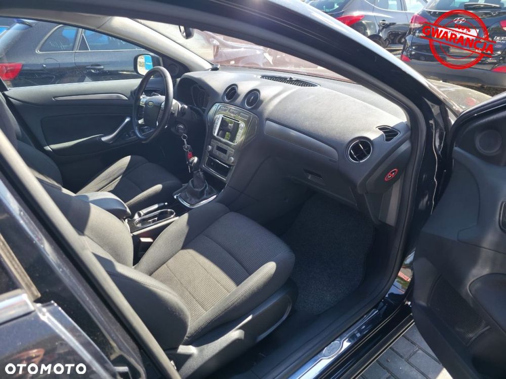 Ford Mondeo 2.0 Platinium X - 24