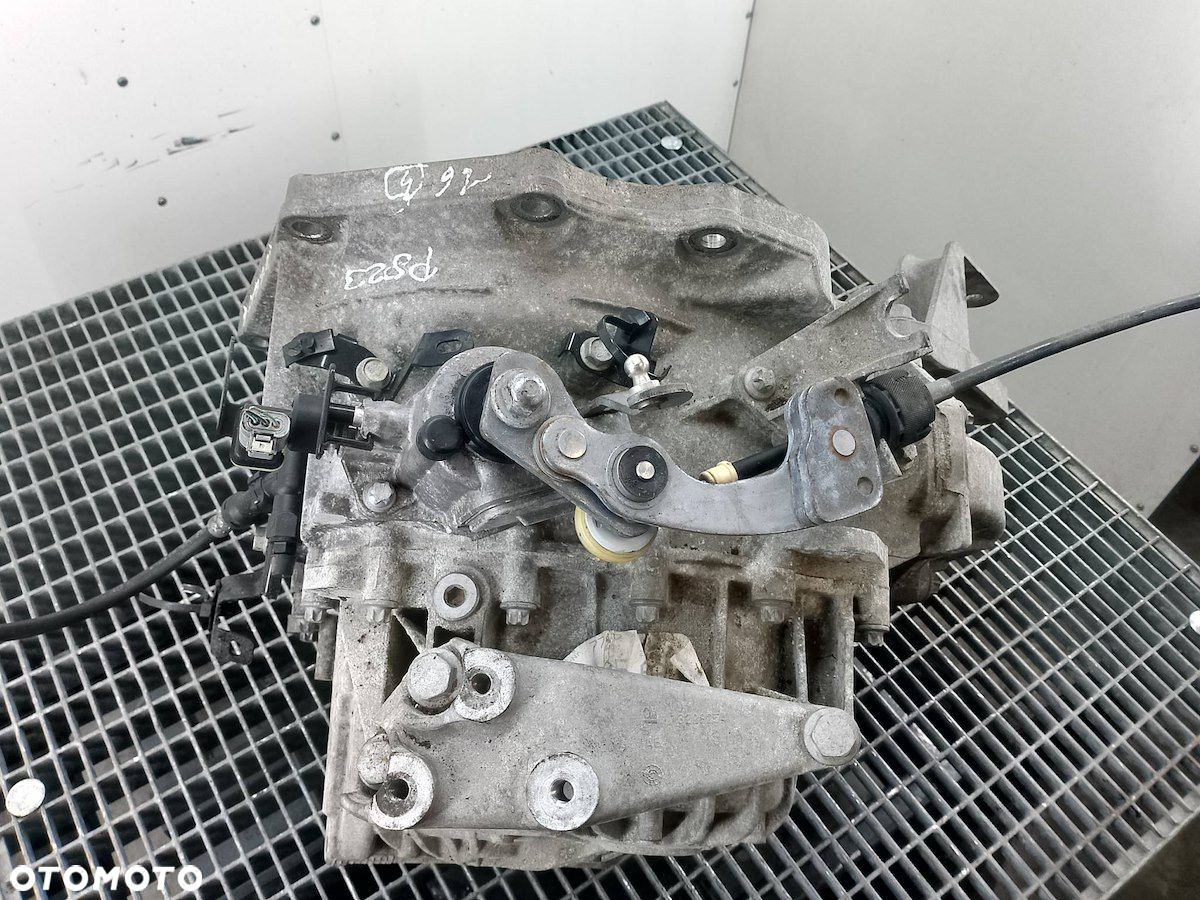 SKRZYNIA BIEGÓW MANUALNA OPEL INSIGNIA M32 1.6 16V - 8