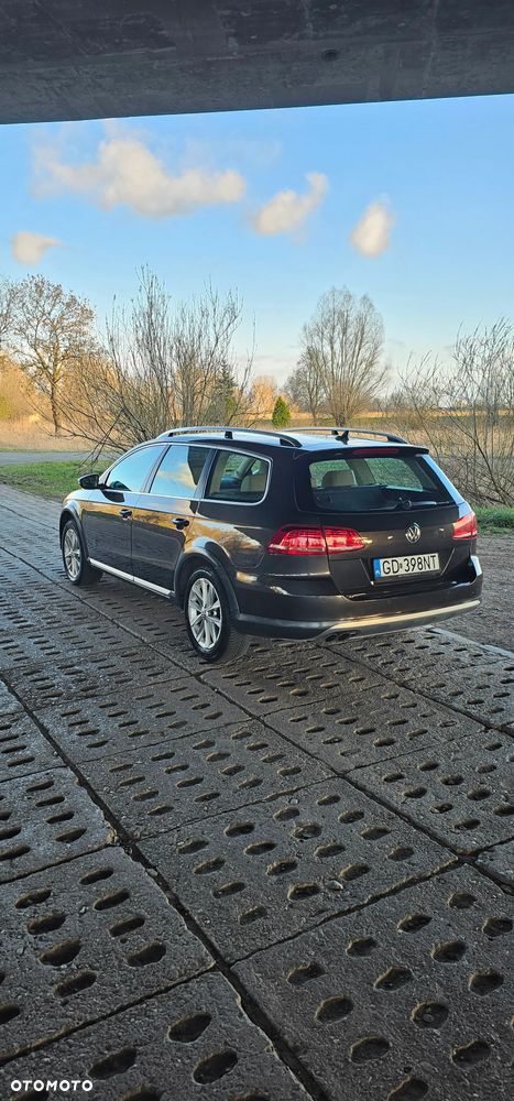Volkswagen Passat Alltrack 2.0 TDI - 10