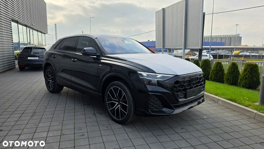 Audi Q8 - 6