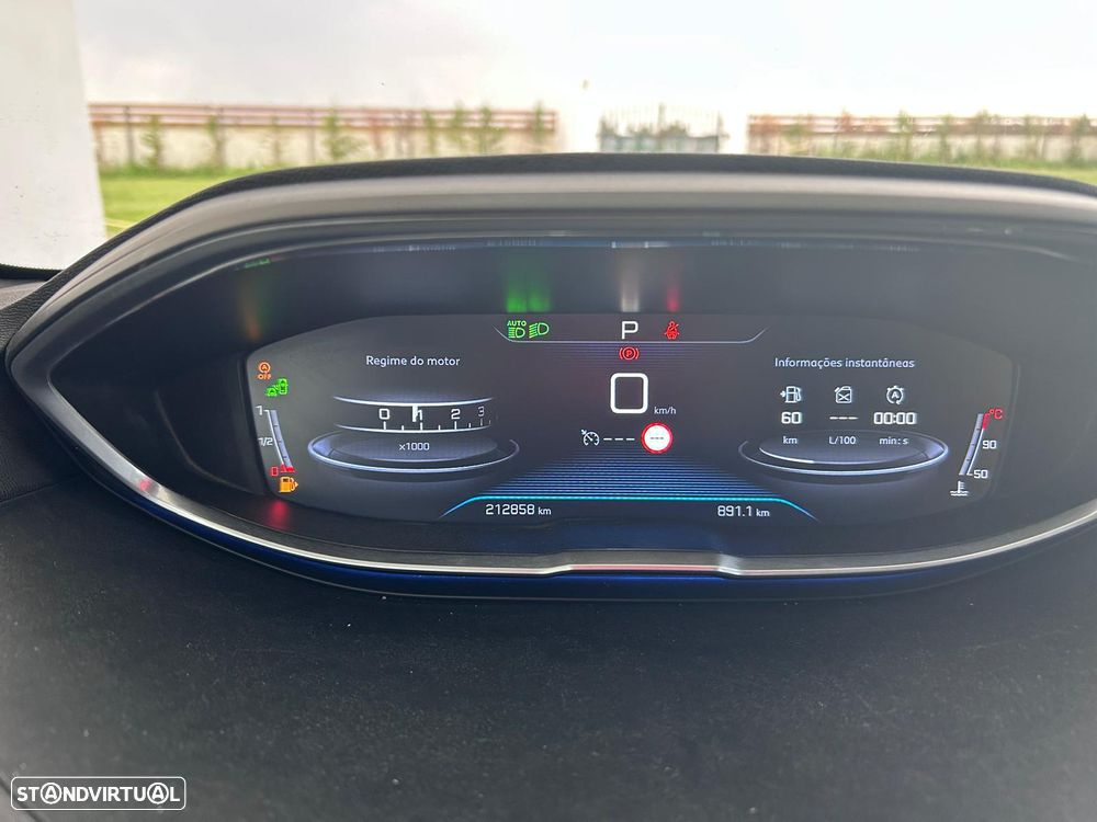 Peugeot 5008 1.6 BlueHDi GT Line EAT6 - 4