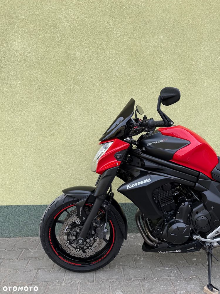 Kawasaki ER - 29