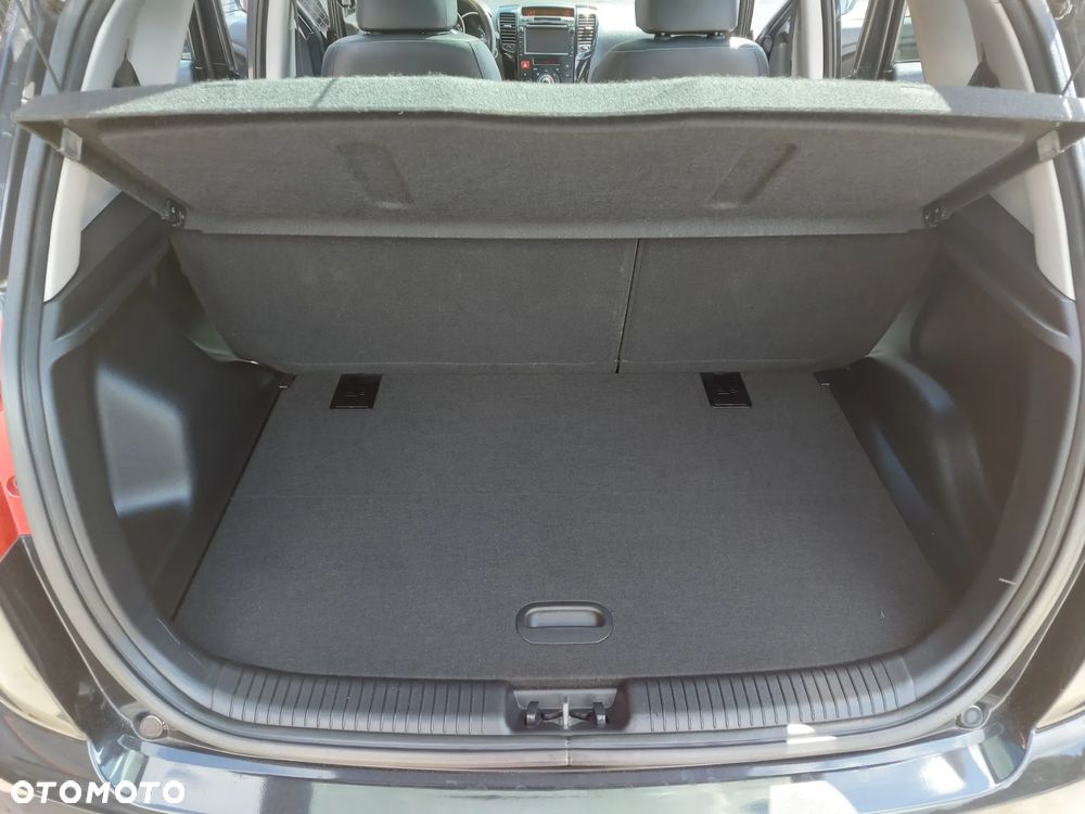 Kia Venga 1.6 CVVT Platinum Edition - 28