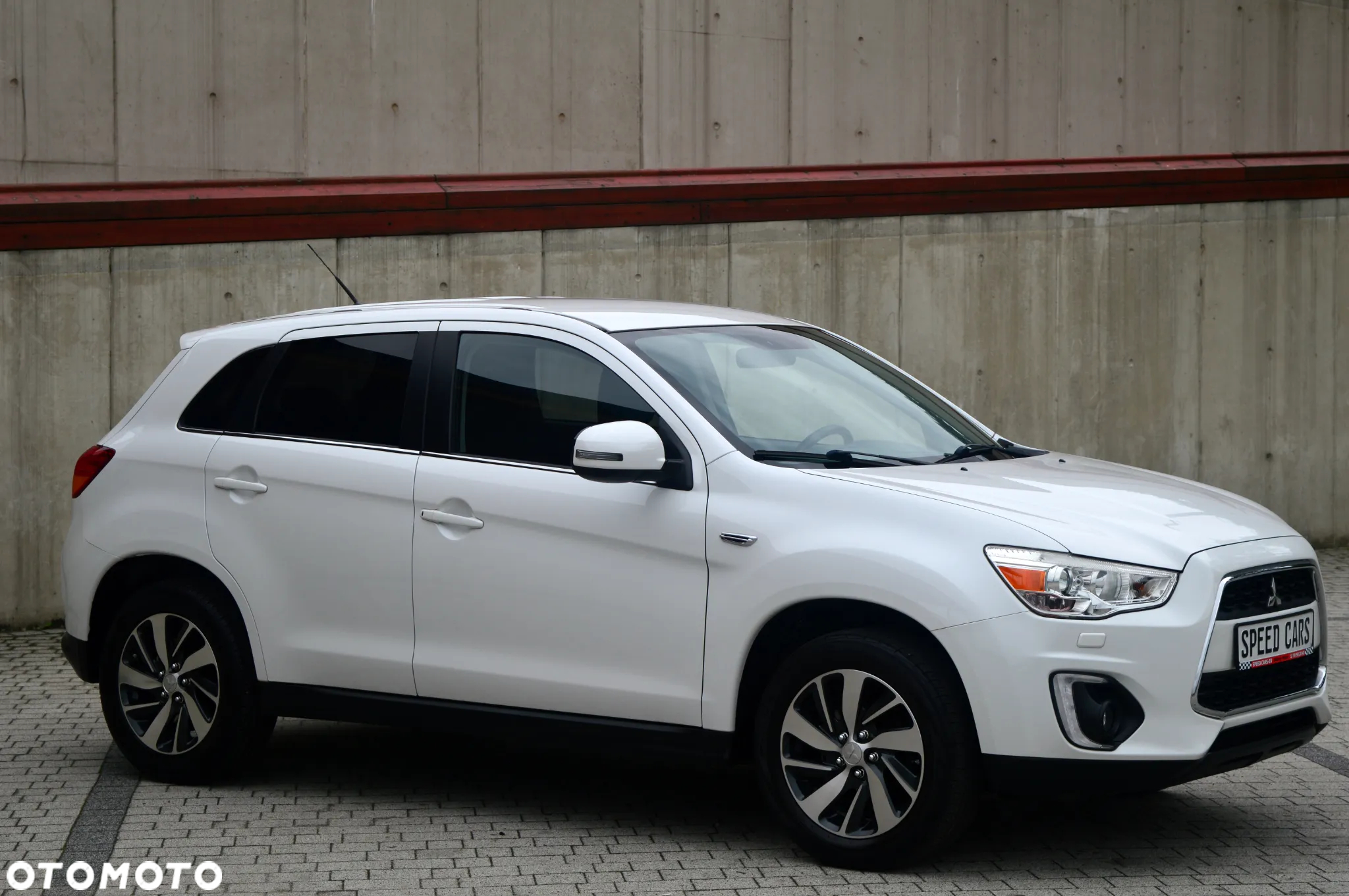 Mitsubishi ASX - 3