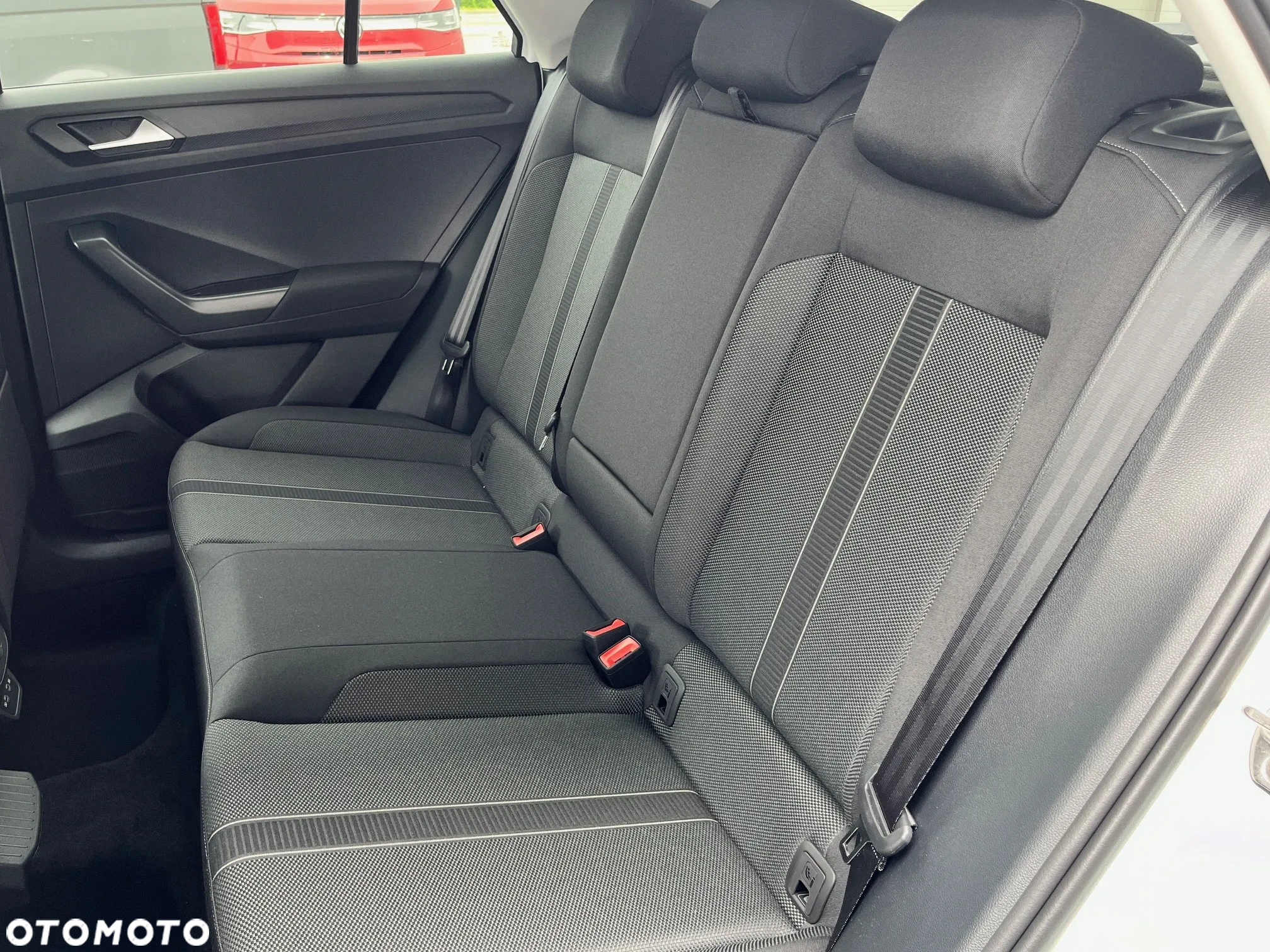 Volkswagen T-Roc 1.5 TSI Life Plus - 11