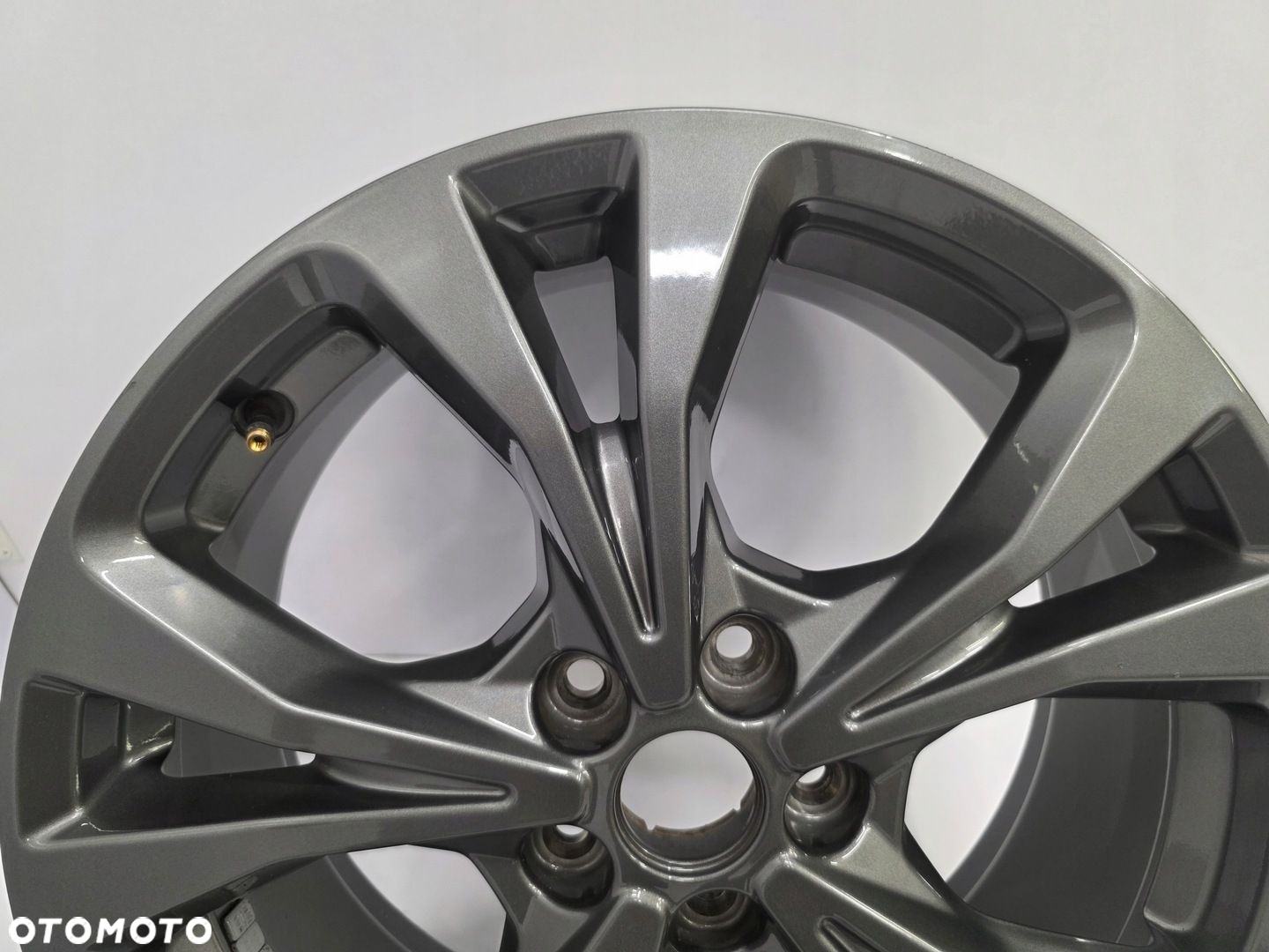 FELGA FORD KUGA MK3 ESCAPE 7,5x18 ET50 LV4C-N2B - 2