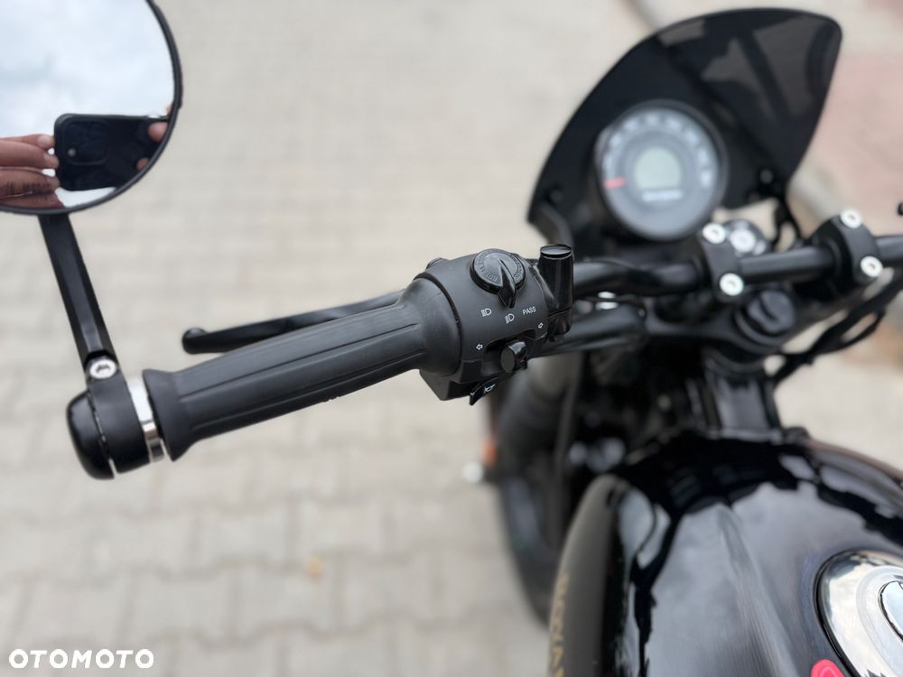 Royal Enfield HNTR - 27