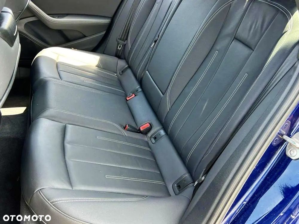 Audi A4 Limousine 45 TFSI quattro S tronic S line - 27