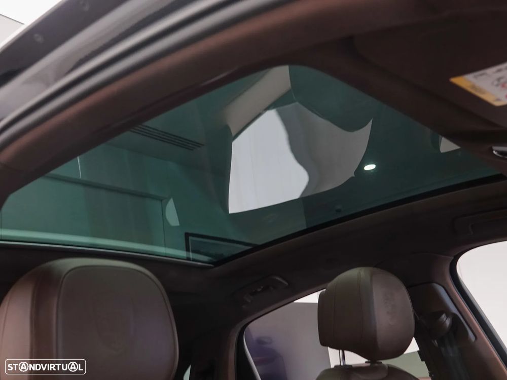 Porsche Cayenne Coupé E-Hybrid - 28