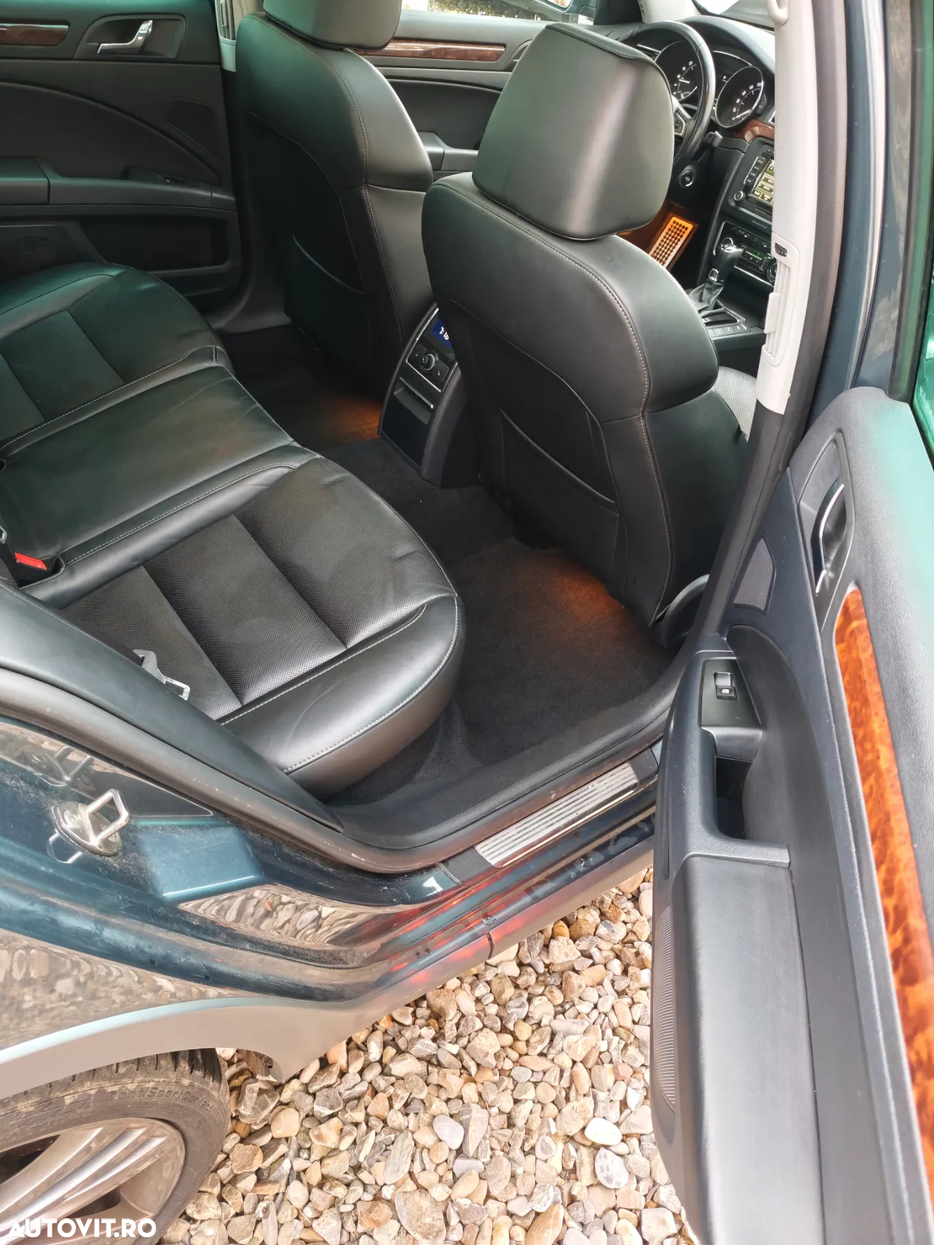 Skoda Superb 2.0 TDI Green tec 4x4 DSG Elegance - 14