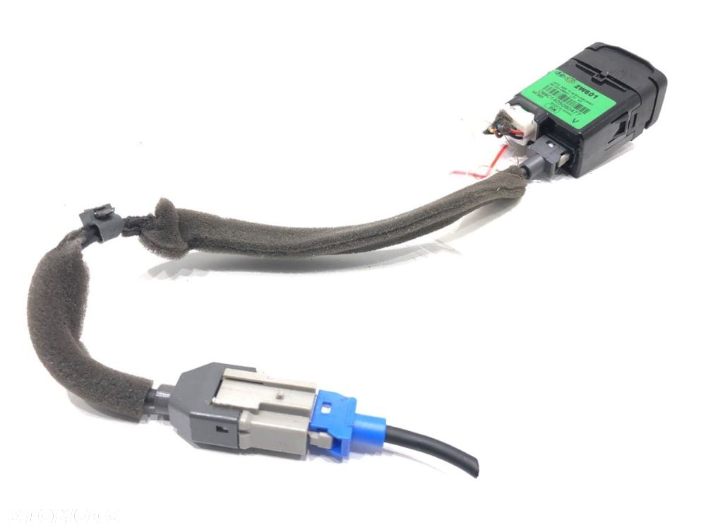 GNIAZDO USB  HYUNDAI SANTA FÉ III (DM, DMA) 2012 - 2022 2.2 CRDi 4WD 145 kW [197 KM] olej napędowy - 2