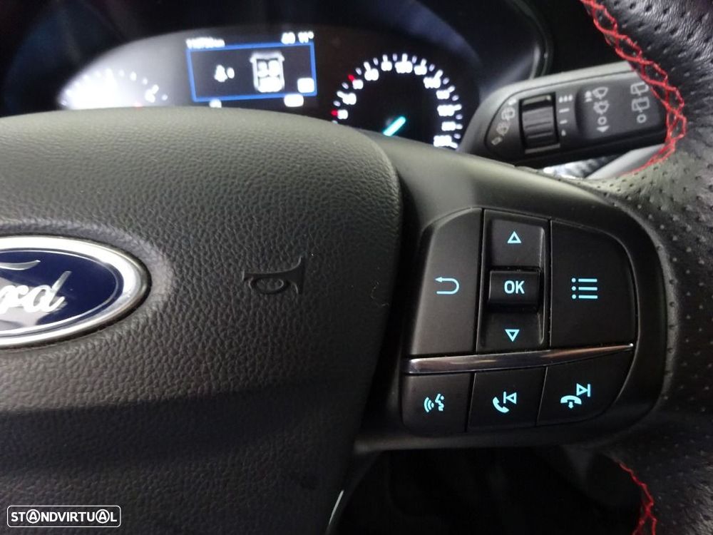 Ford Focus 1.5 TDCi ECOBlue Titanium - 20