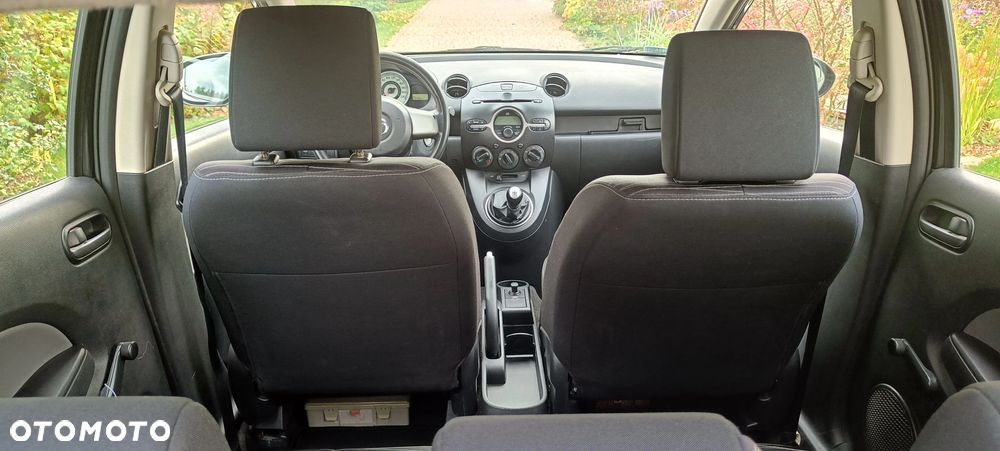 Mazda 2 - 11