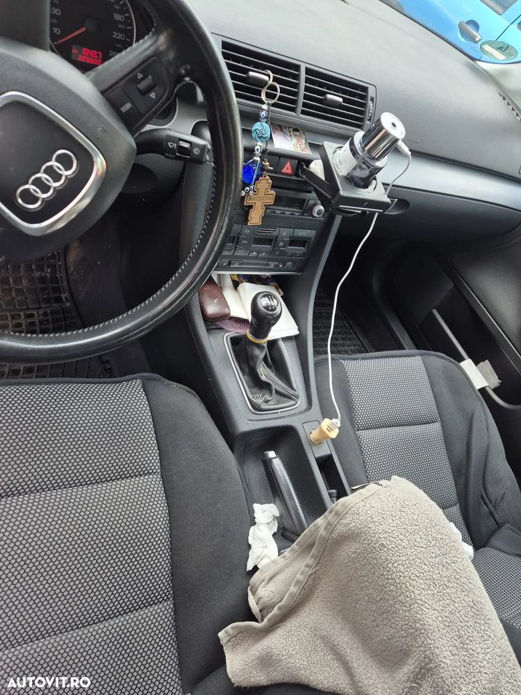Audi A4 Limuzina 1.9 TDI - 4