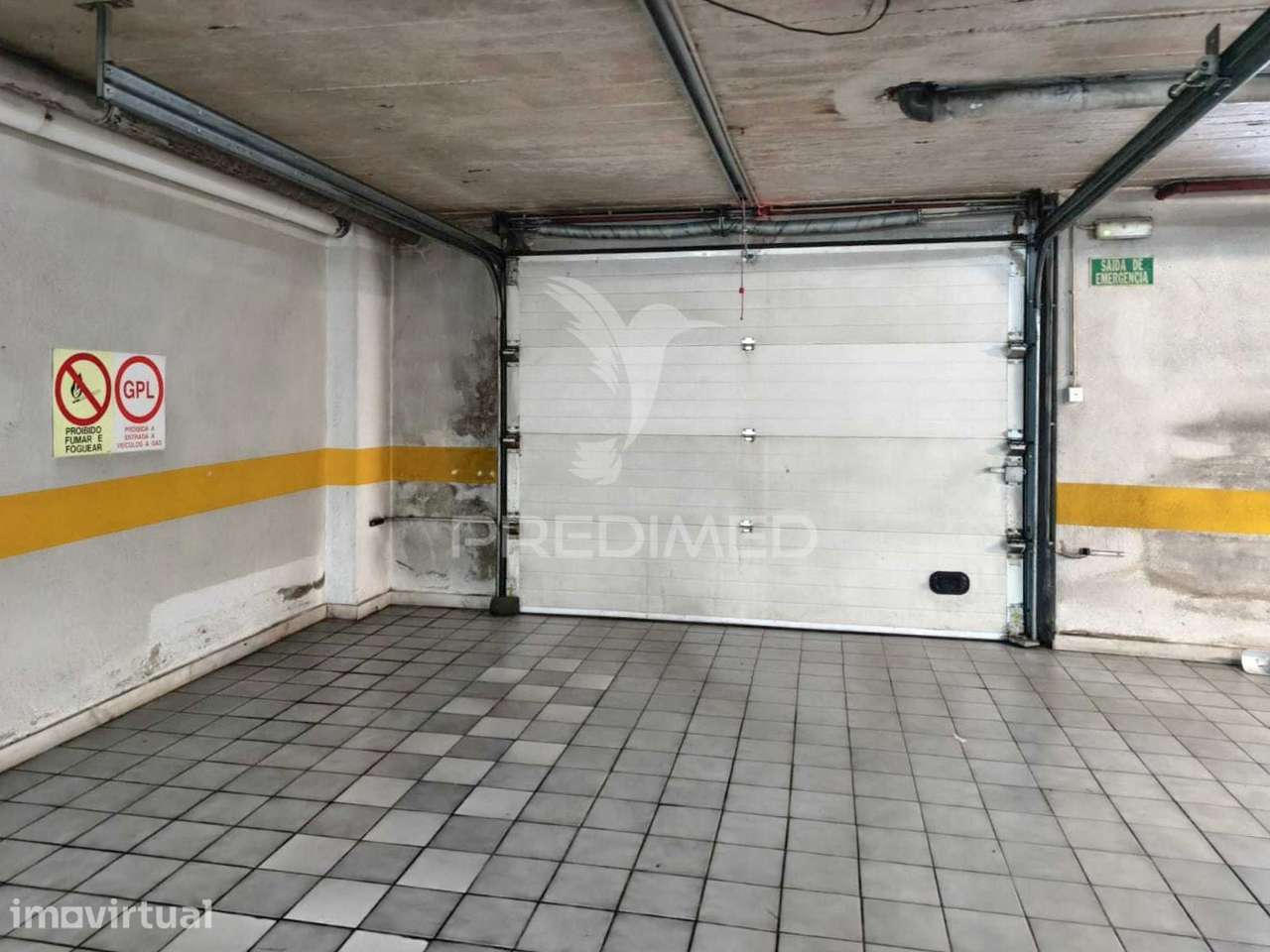 Apartamento T2 c/ parqueamento - Grande imagem: 2/23
