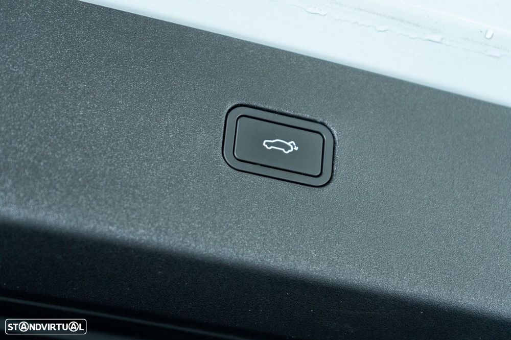 Volvo EX 30 Twin Motor Performance AWD Ultra — fotografia 20