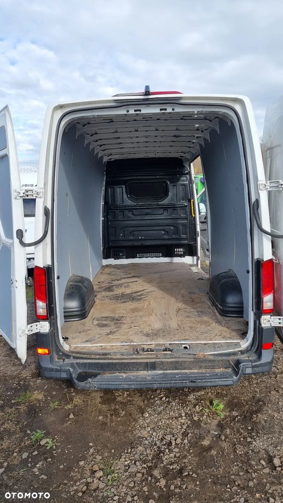 Volkswagen CRAFTER - 7