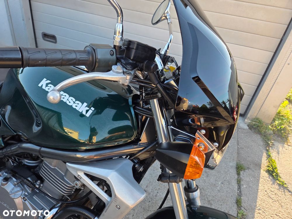 Kawasaki ER - 13