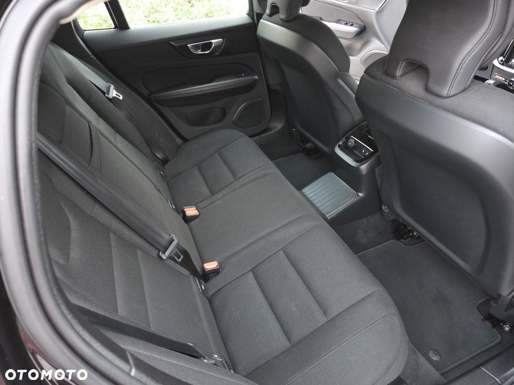 Volvo V60 T6 AWD Recharge Geartronic Inscription Expression - 8