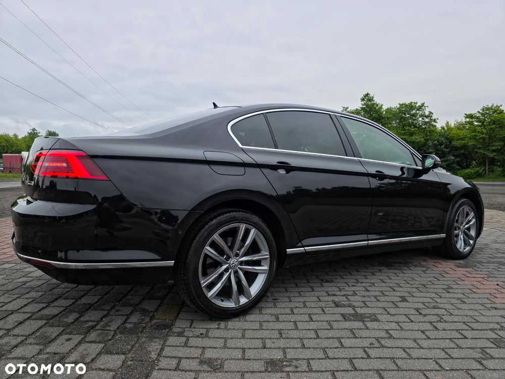 Volkswagen Passat 1.8 TSI BMT Highline DSG - 17