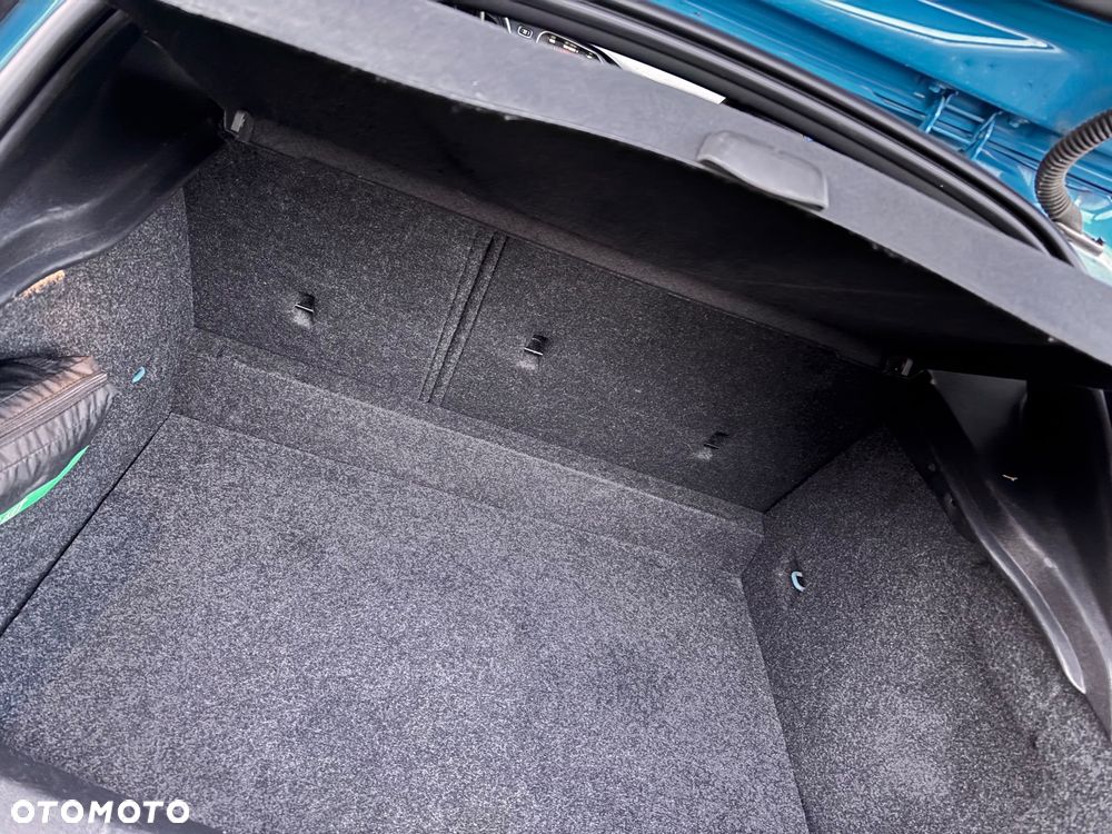 Volvo V40 D2 - 8