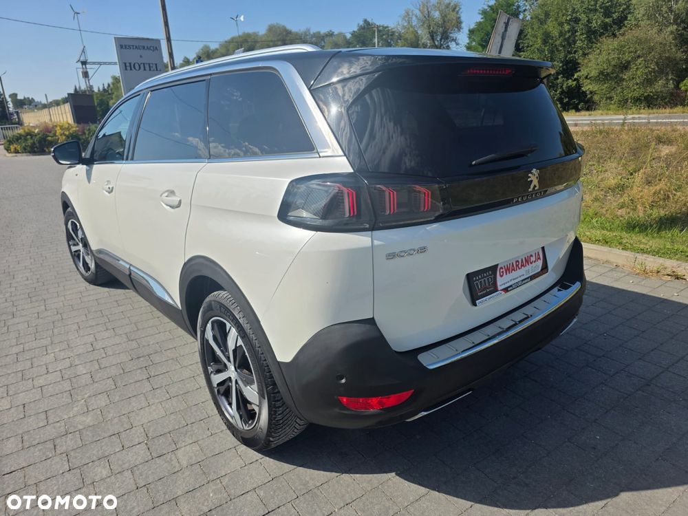 Peugeot 5008 - 10