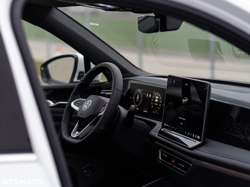 Volkswagen Tiguan - 20