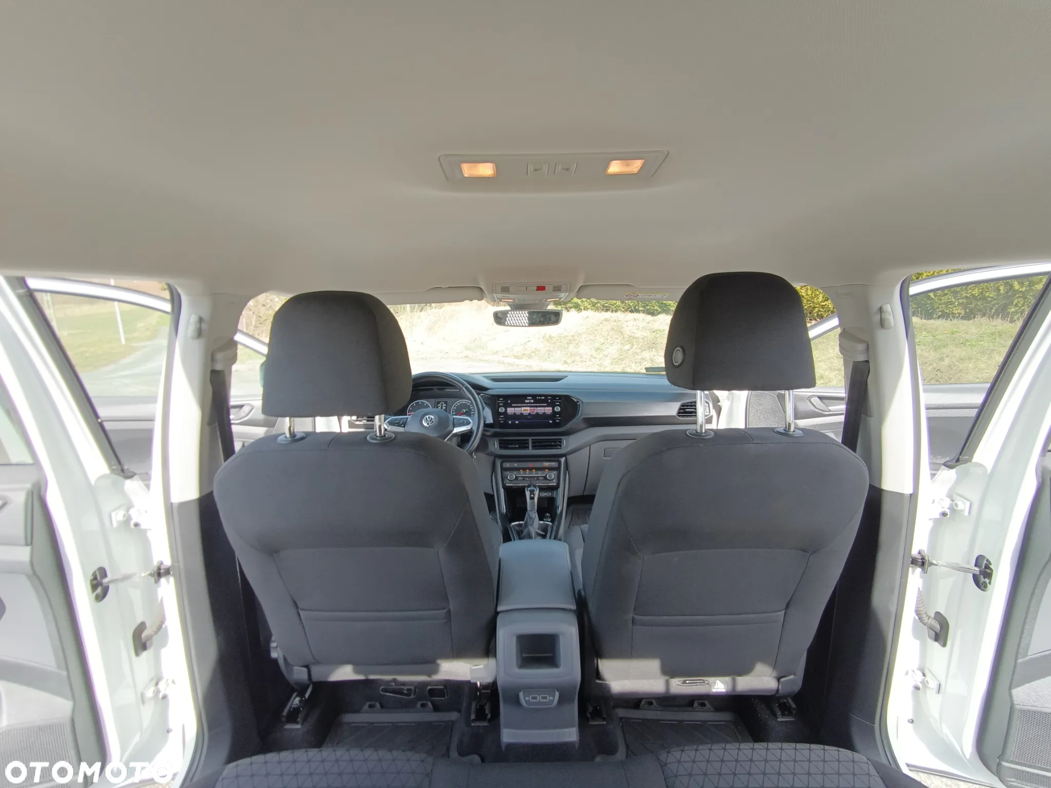 Volkswagen T-Cross - 11