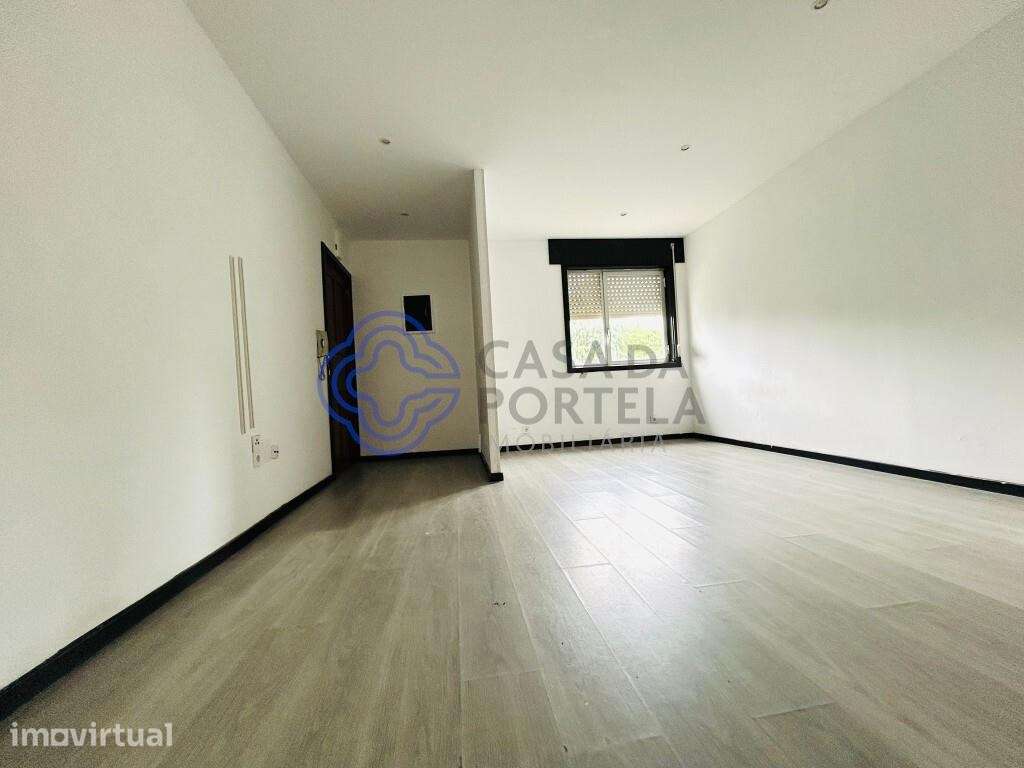 Apartamento T2 em Vila Nova de Gaia próximo ao arrábida shopping - Grande imagem: 2/18
