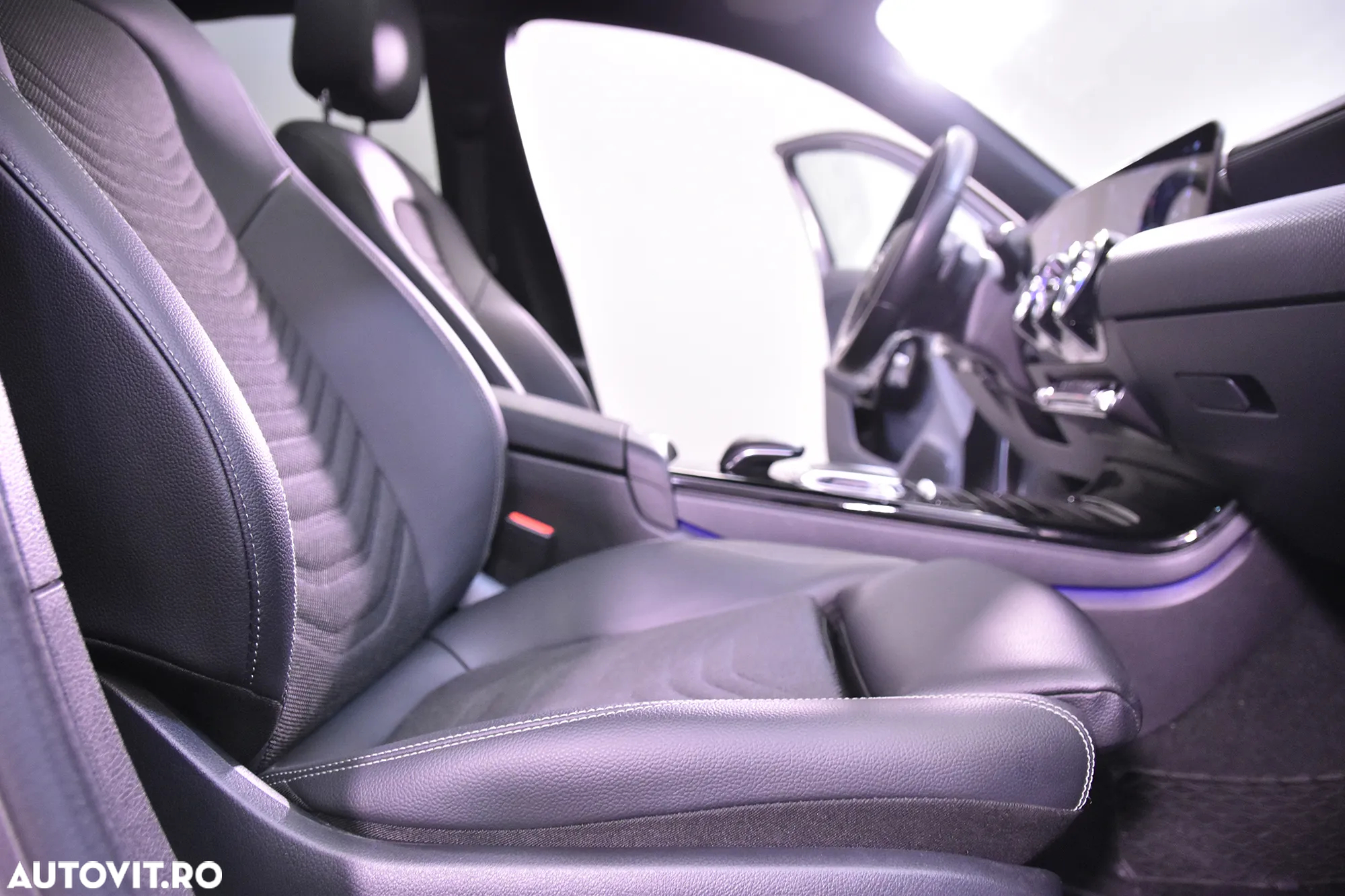 Mercedes-Benz A 200 7G-DCT - 11