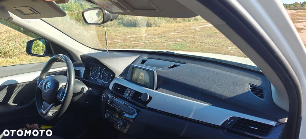 BMW X1 xDrive18d Advantage - 8
