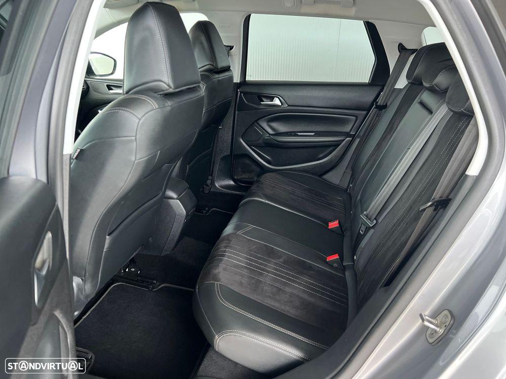 Peugeot 308 SW 1.5 BlueHDi Allure - 25