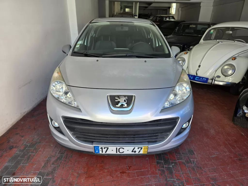 Peugeot 207 1.4 16V Trendy - 2