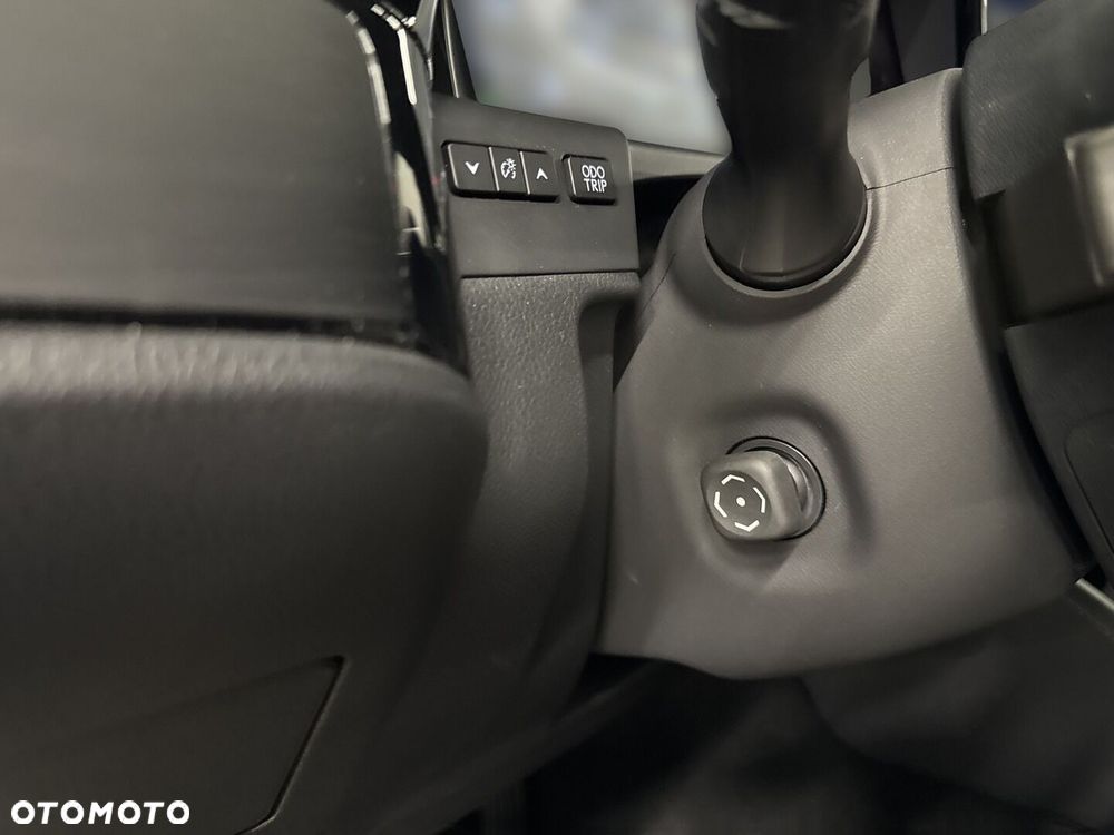 Lexus ES 300h Business Edition - 18