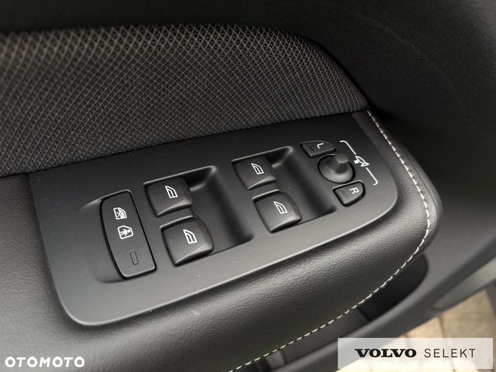 Volvo XC 60 - 31