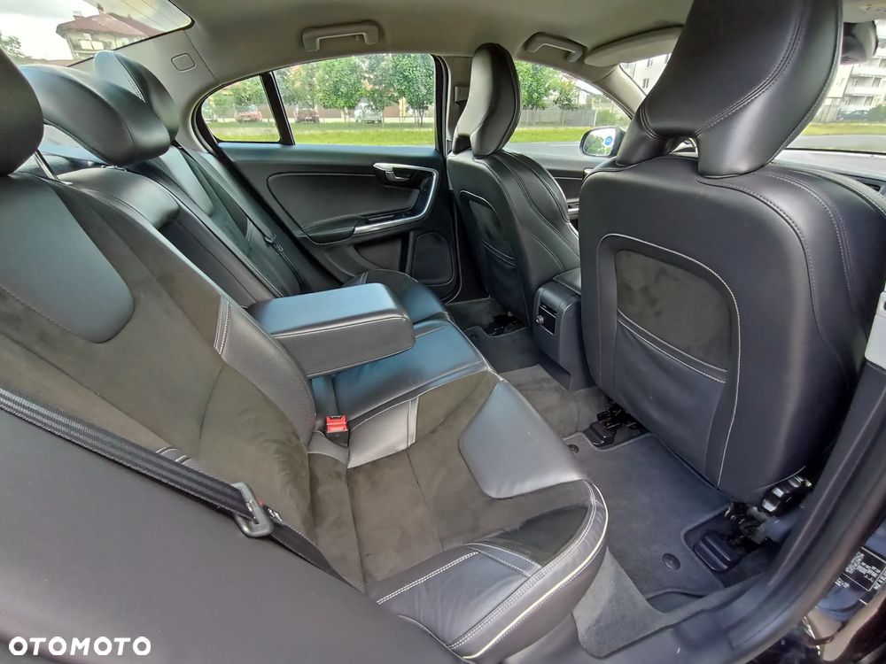 Volvo S60 - 27