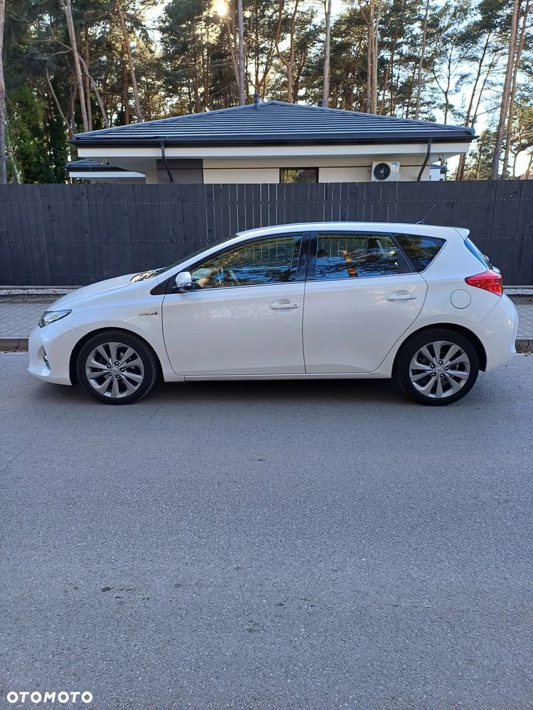 Toyota Auris 1.8 HSD Prestige NAVI - 5