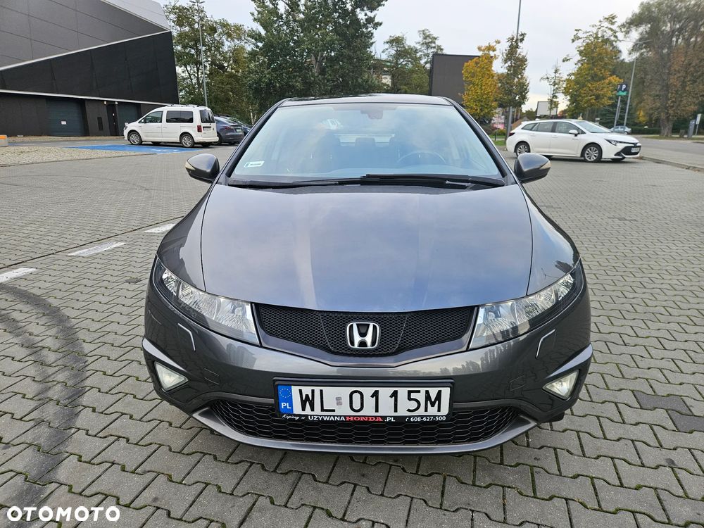 Honda Civic 1.8 Executive - 3