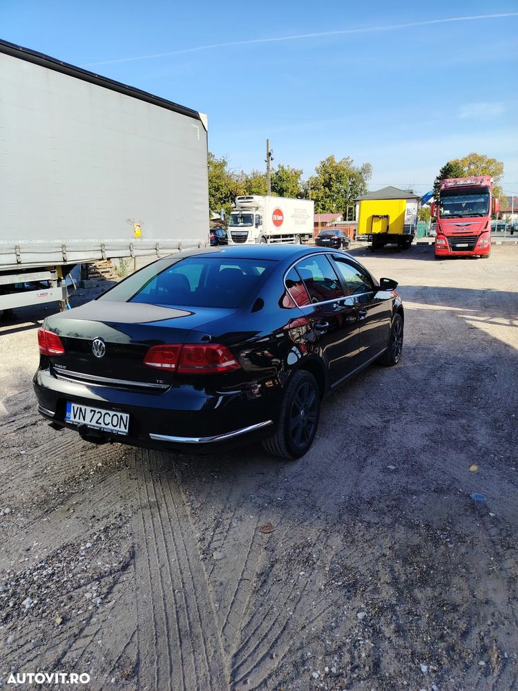 Volkswagen Passat 2011 photo 4