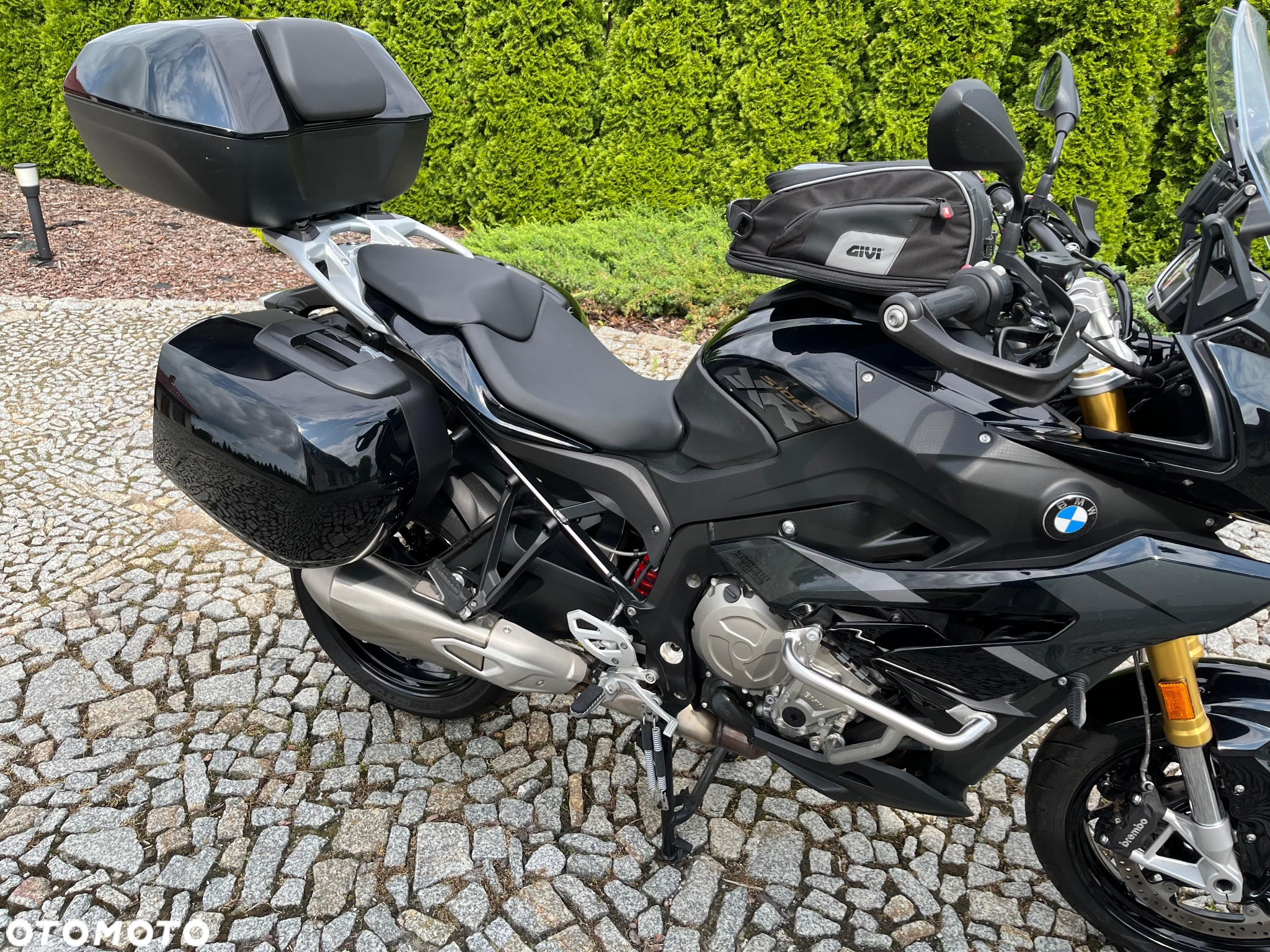 BMW XR - 2