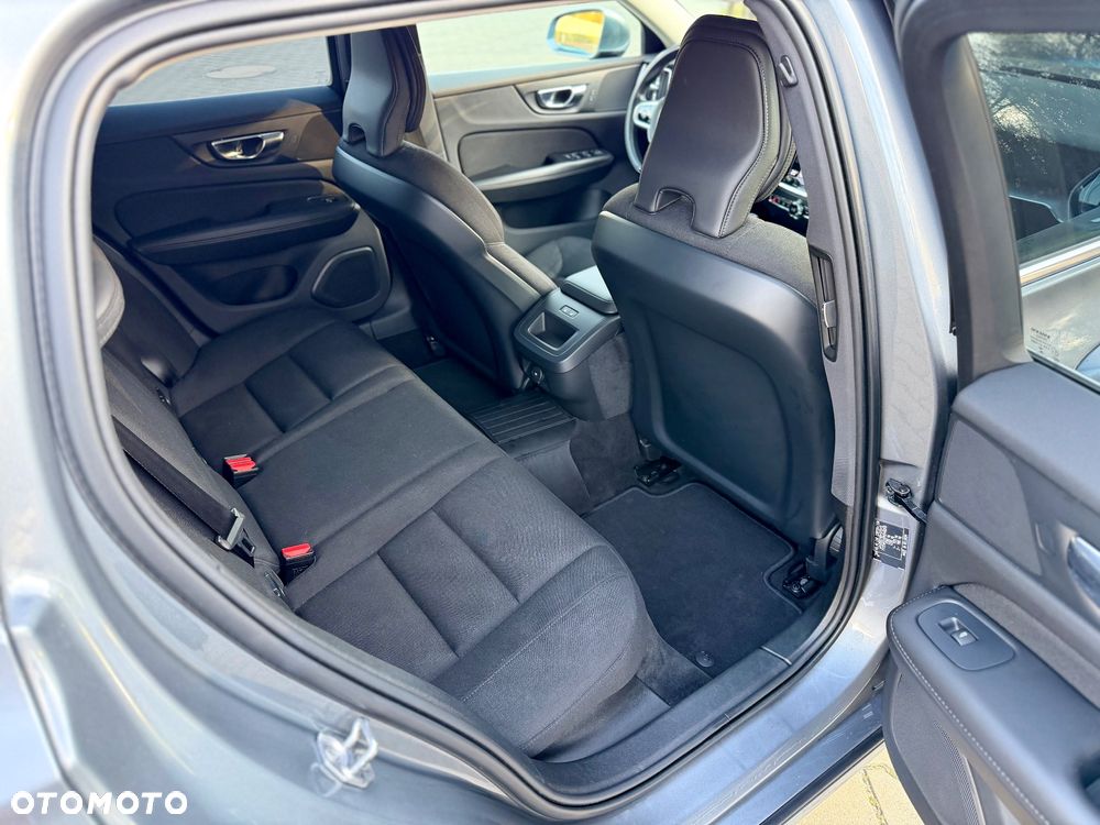 Volvo V60 B4 D Geartronic Momentum - 13