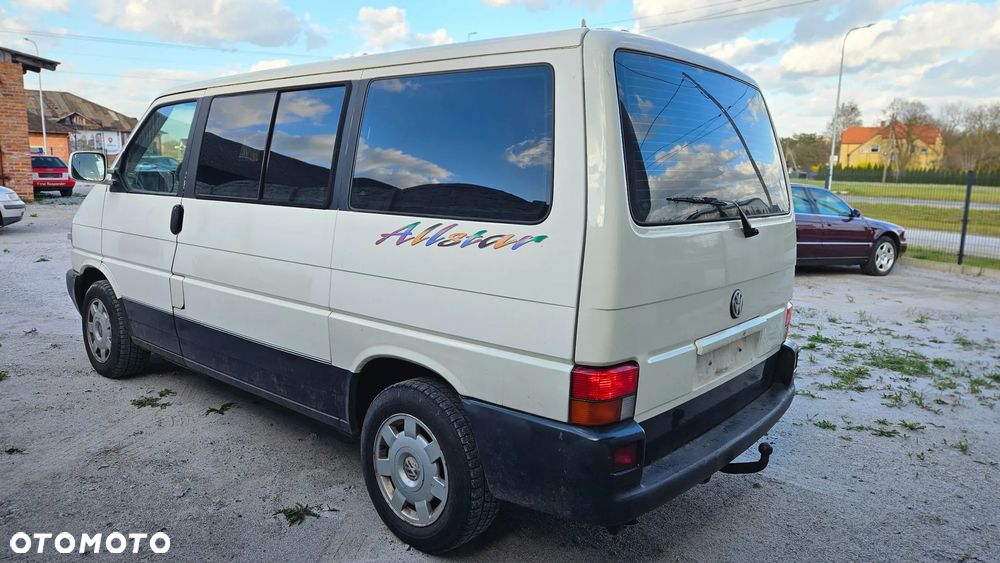Volkswagen Multivan - 4
