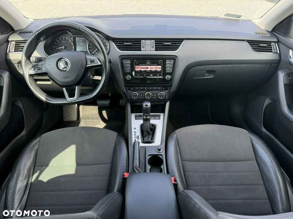 Skoda Octavia Combi 2.0 TDI DSG Style - 4