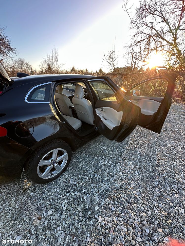 Volvo V40 D2 Drive-E Summum - 19