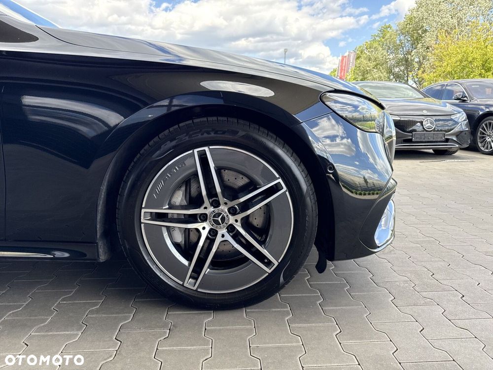 Mercedes-Benz Klasa E - 16