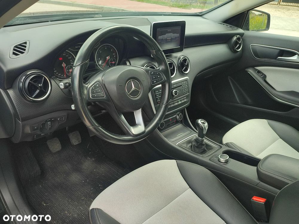 Mercedes-Benz Klasa A 160 CDI AMG Line - 11